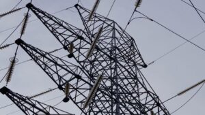 $1,2 billones para apagar el riesgo de apagón