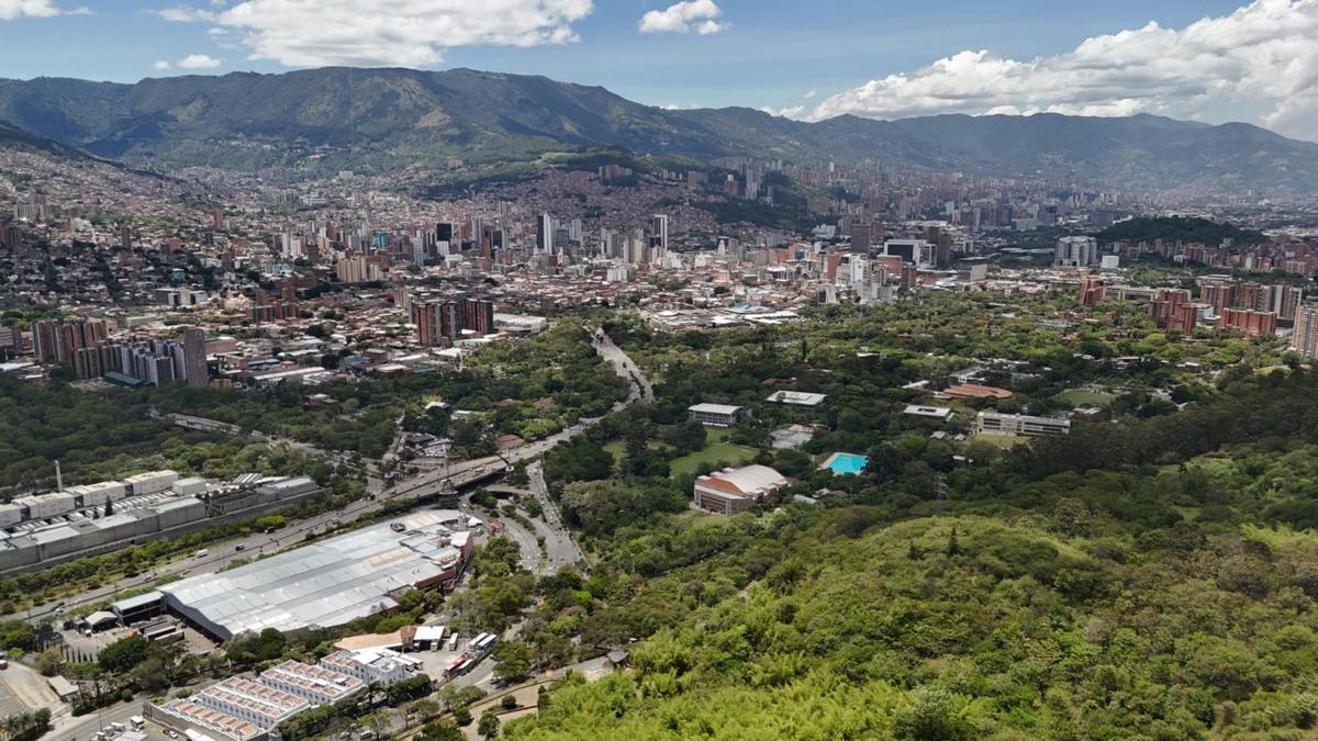 Contrato de $16.000 millones: Fiscalía acusa a cuatro exfuncionarios y un contratista de la era Quintero