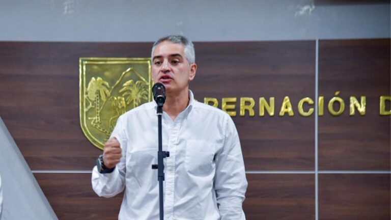 ¿Para qué visitará el gobernador de Antioquia al ministro de defensa y la cúpula militar?