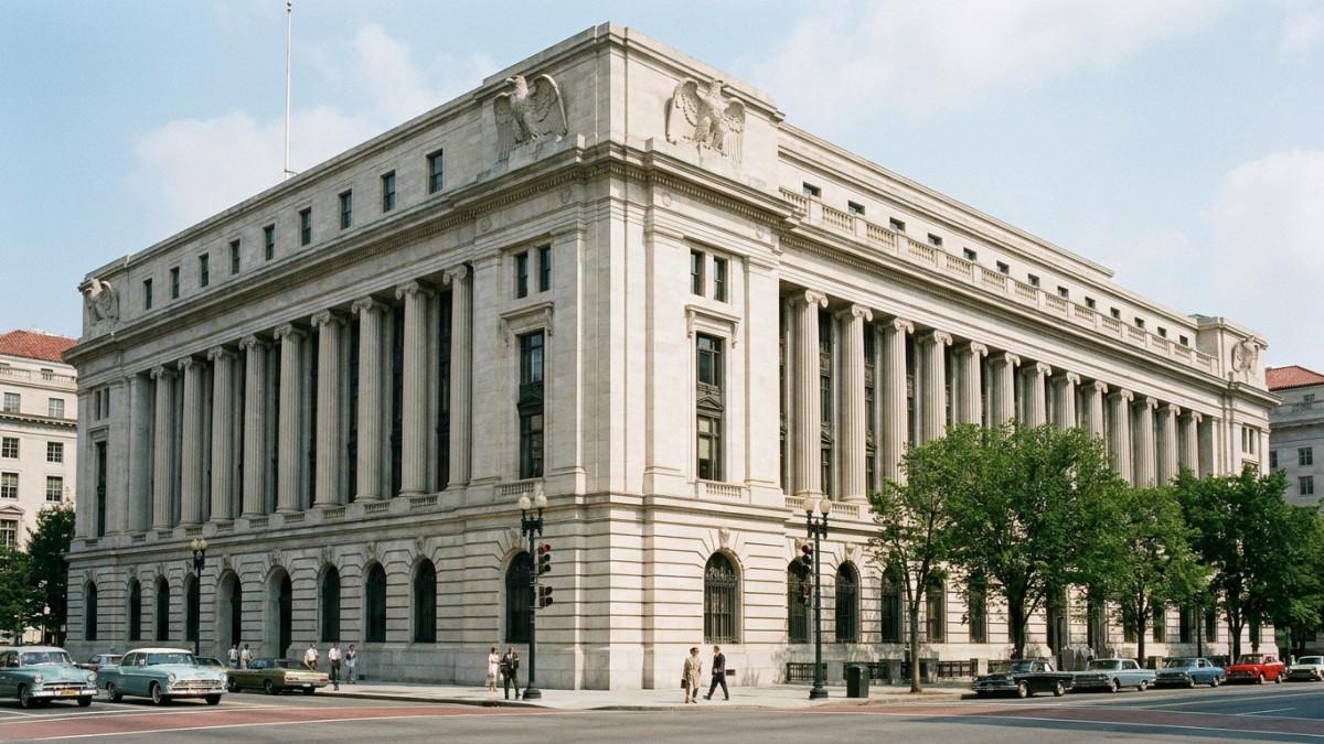 La Fed aprieta a Colombia