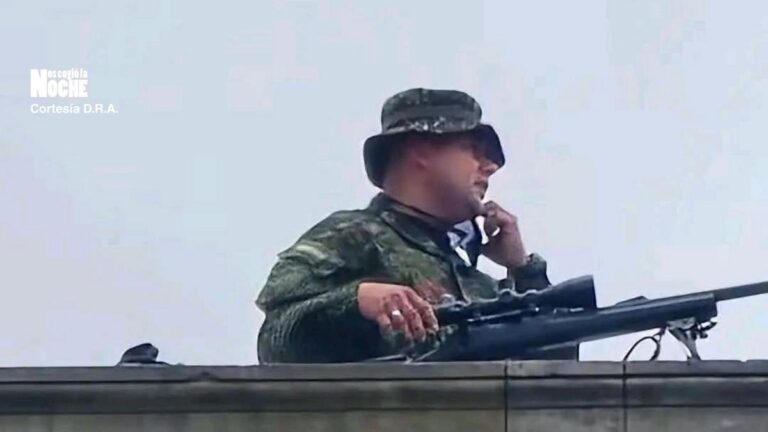 Falso: los francotiradores no estaban en la Plaza de Bolívar para intimidar a los de izquierda; el verdadero motivo lo sorprenderá