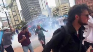 ¿Memoria histórica o exaltación de la violencia? La polémica que generó disturbios frente al Museo Nacional