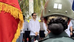 De Catar a Colombia. Abelardo cancela comisión de exescolta de Verónica