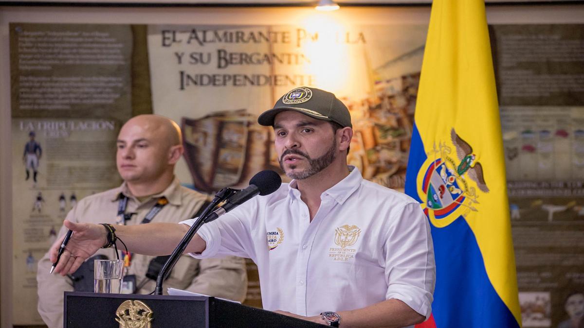 Por “simple sospecha”. Abelardo dice adiós a director de Bomberos