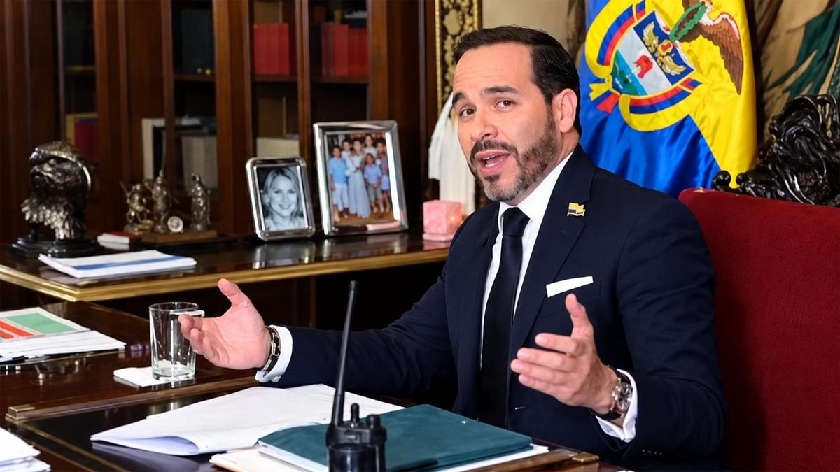Abelardo de la Espriella reporta 142 extradiciones en 74 días y anuncia ofensiva contra las mafias