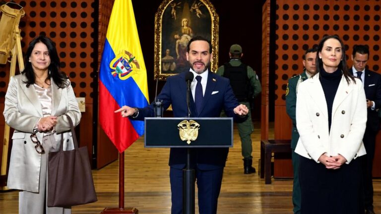 Tropiezo judicial para Abelardo: juez ordena devolver las piezas