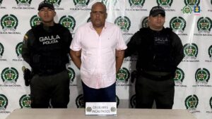 Capturan al exgobernador Everth Hawkins por presunta extorsión de $3.000 millones a contratistas en San Andrés