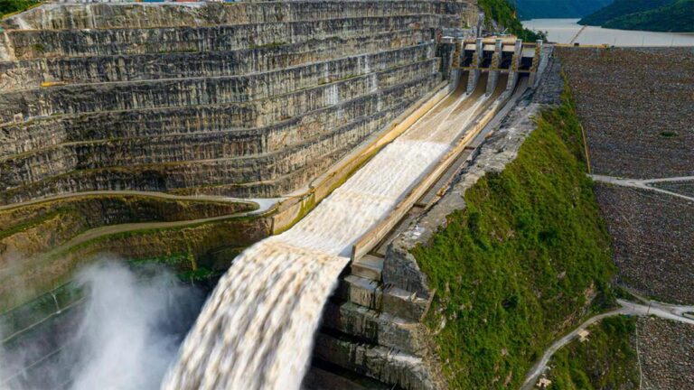 Embalses de Colombia se recuperan lentamente: ahorrar energía será clave para evitar racionamientos