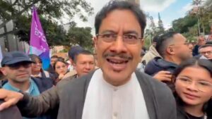 Iván Cepeda se sumó a las marchas en Bogotá contra el gobierno de Abelardo de la Espriella