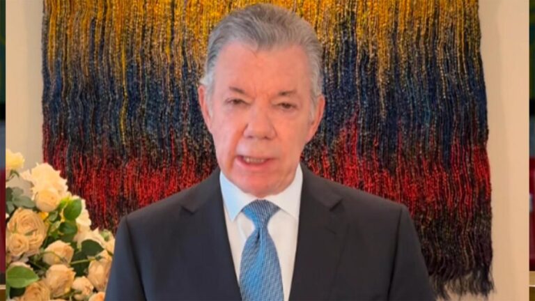 Juan Manuel Santos cuestionó la propuesta de De la Espriella de retirar la reforma rural de la verificación de la ONU: «Es una obligación constitucional»
