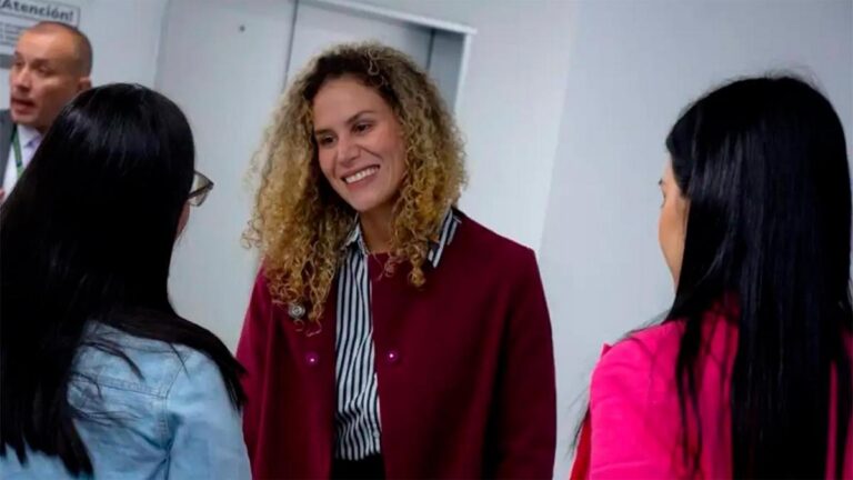 Gobierno revisa ocho decretos laborales: ¿qué cambiaría para trabajadores, sindicatos y empresas?
