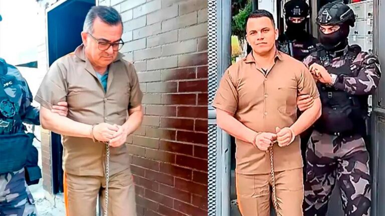 Olmedo López y Sneyder Pinilla fueron trasladados a La Picota esposados de pies y manos