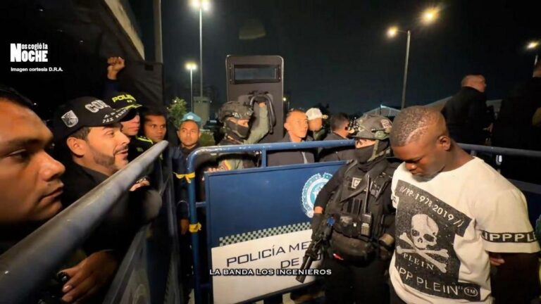 “Muy machito para asesinar gente inocente y no tiene el valor de dar la cara”: presidente Abelardo en Bogotá