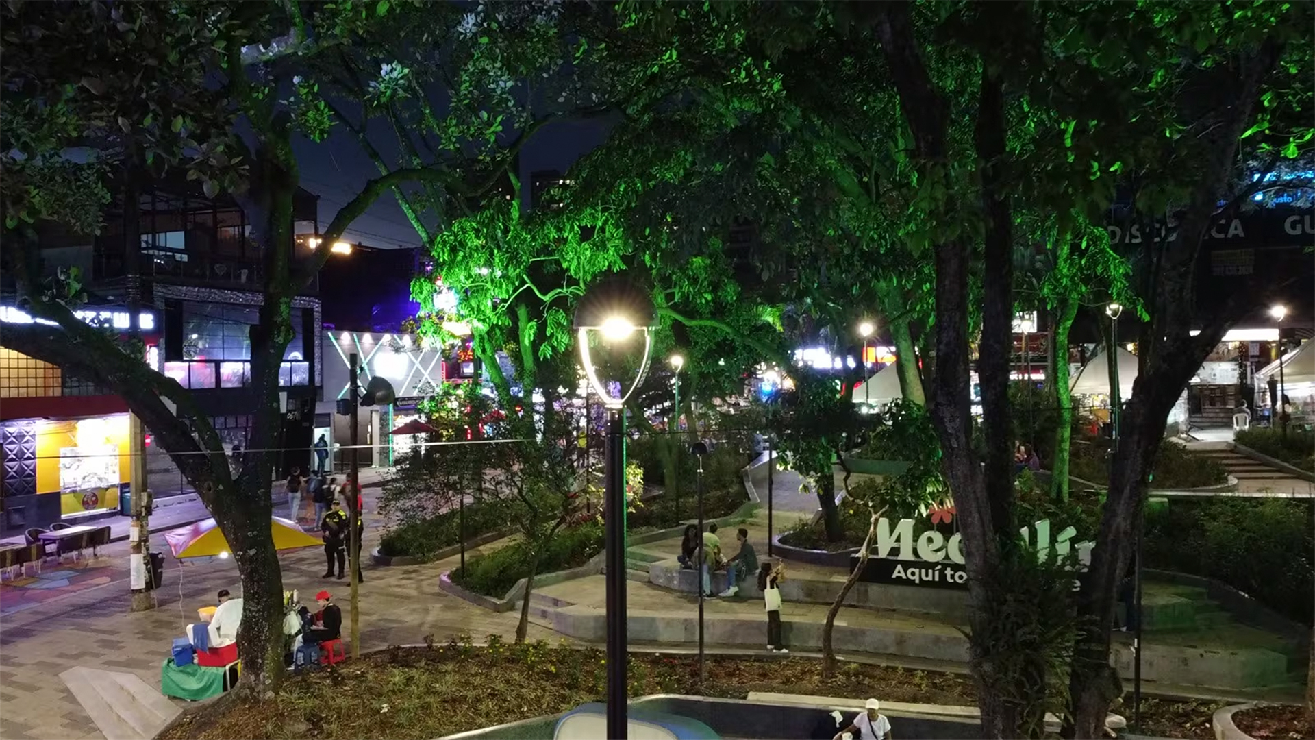 ¿Prohibirán la prostitución en Medellín? Juez admite tutela contra propuesta para el POT