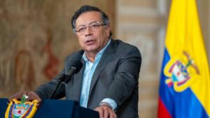 Petro arremete contra Abelardo tras la fuga de 41 presos en Santa Marta