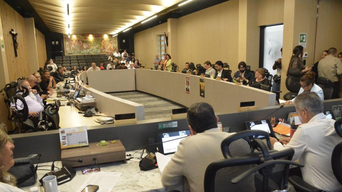 “Estará coja como quedó mi proyecto”: polémica por comentario de concejal de Envigado