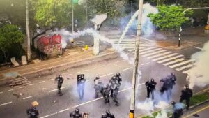“No vamos a permitir el vandalismo”: dice la Alcaldía tras disturbios en la vía Barranquilla
