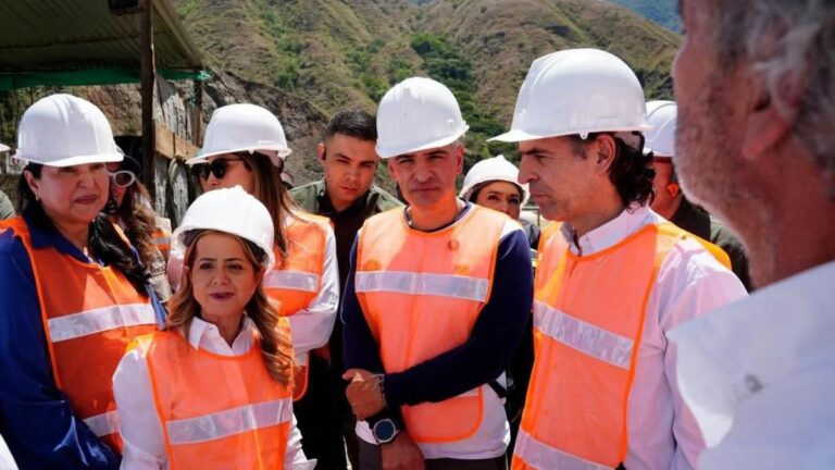 $160.000 millones para vías del Oriente antioqueño están en riesgo: hay plazo hasta el 31 de octubre