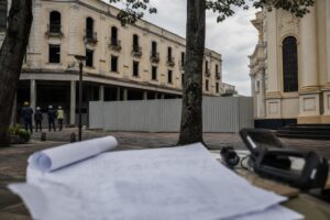 Edificio en riesgo colapsó en Pereira: buscaron dos personas