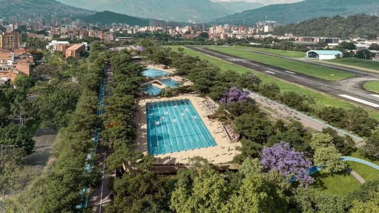 Medellín tendrá dos nuevas piscinas olímpicas: adjudican obras del complejo acuático del Gran Parque