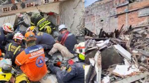 Estructura colapsó en Pereira: tenía letreros de desalojo