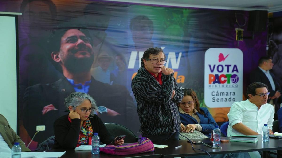 ¿Qué tal esto? Petro llama a huelga general