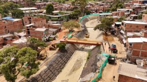 Medellín está a punto de terminar las obras de mitigación en la quebrada Altavista: así quedará el sector