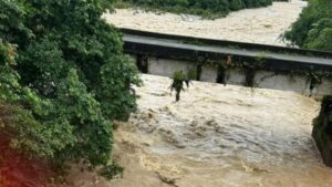 Urabá bajo el agua: más de 1.000 familias afectadas por inundaciones y desbordamientos