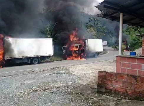 04_SIN PALABRAS 2_WWW_ANDRÉS CALDERÓN