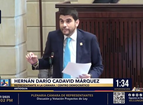 HERNÁN CADAVID JUICIO ÁLVARO URIBE