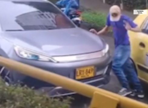 TAXISTA GAMÍN EN SABANETA